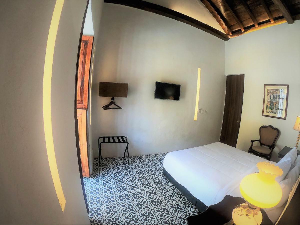 Columbus House Bed and breakfast 2*